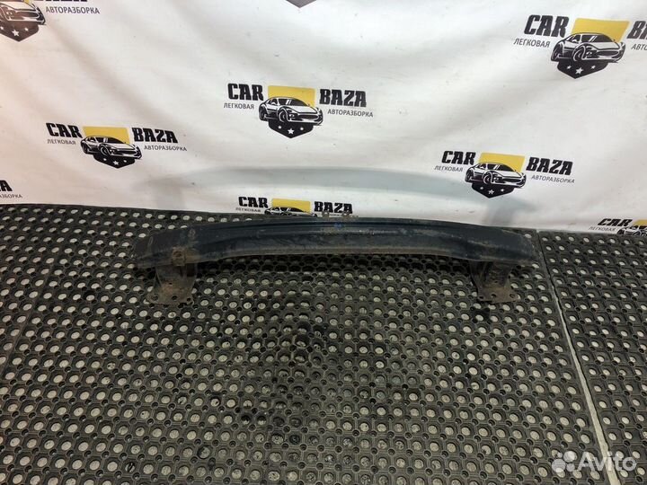 Усилитель переднего бампера