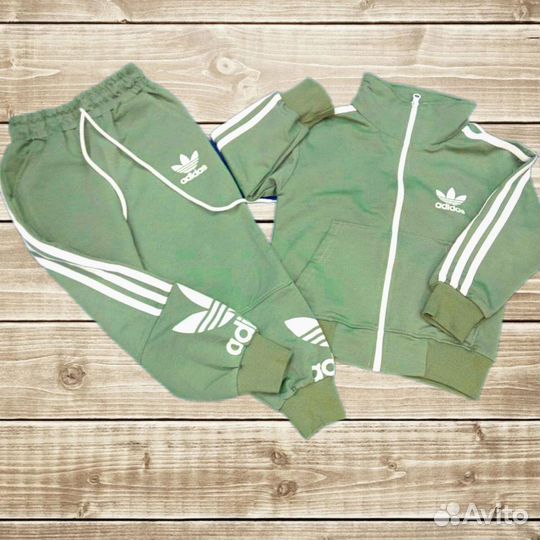 Спортивный костюм adidas детский