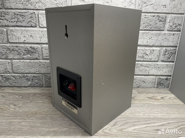 Акустика Polk Audio T15 2x150вт