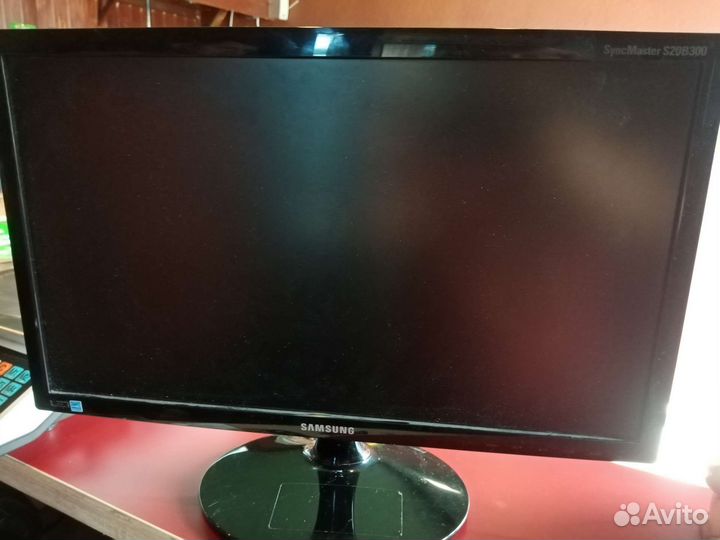 Монитор Samsung
