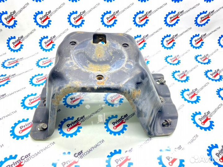 Кронштейн Mitsubishi Pajero V14V 4D56