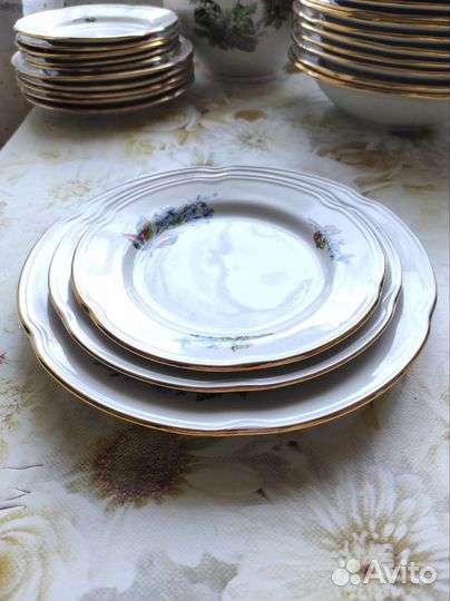 Набор посуды (сервиз)