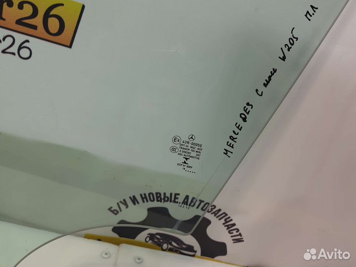 Стекло переднее левое Mercedes C w205