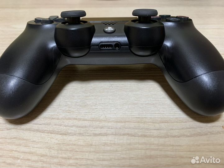 Sony PS4 геймпад