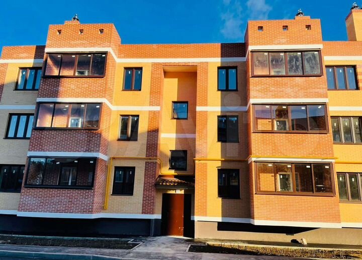 2-к. квартира, 58 м², 1/3 эт.