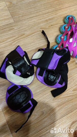 Роликовые коньки