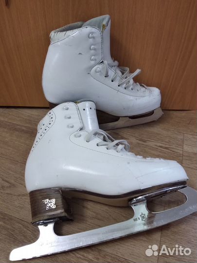 Коньки для фигурного катания профессиональные