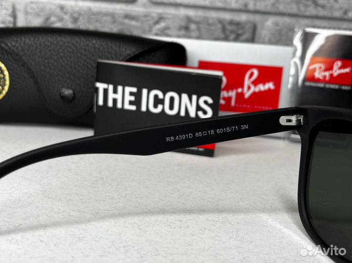 Солнцезащитные очки Ray Ban Sunglass RB 4391D