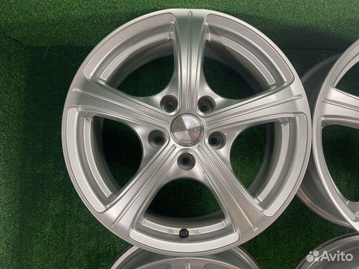 R16 Hot Stuff Exeeder 5x114.3 6.5JJ ET+42 вес 7,49