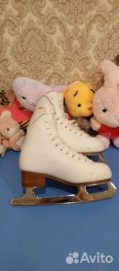 Коньки фигурные Graf Ace 34