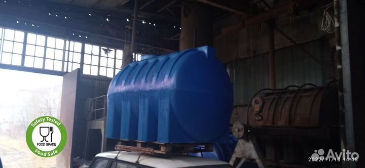 Накопительный бак для воды 3000 / бак для душа