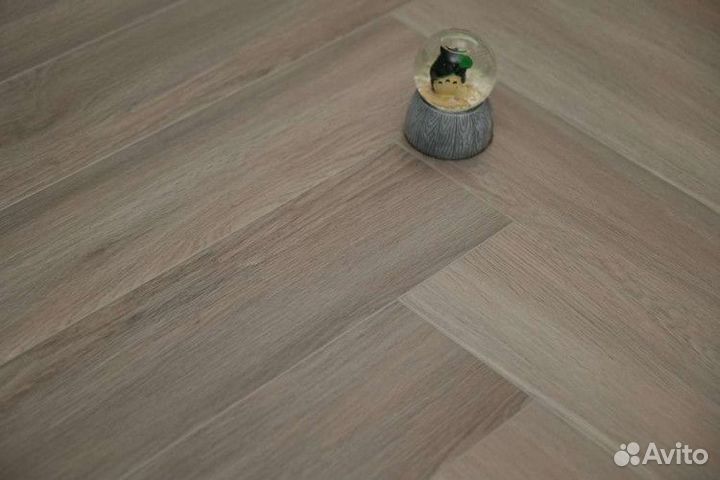 Кварцвиниловая плитка (ламинат) со склада