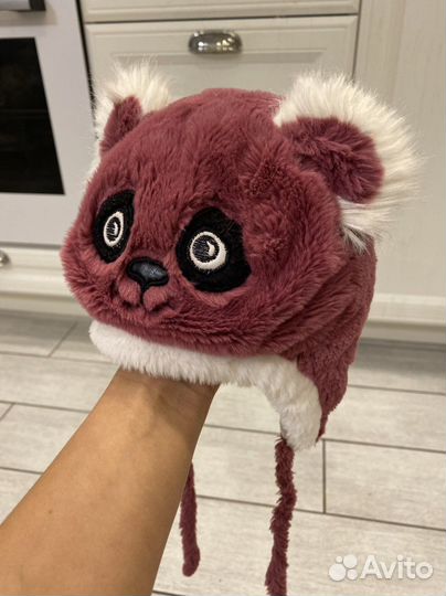 Красивая мягкая зимняя шапка до года