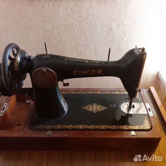 Швейная машина Singer