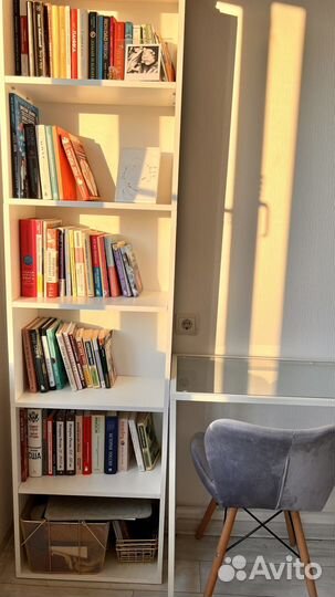 Книжный шкаф белый