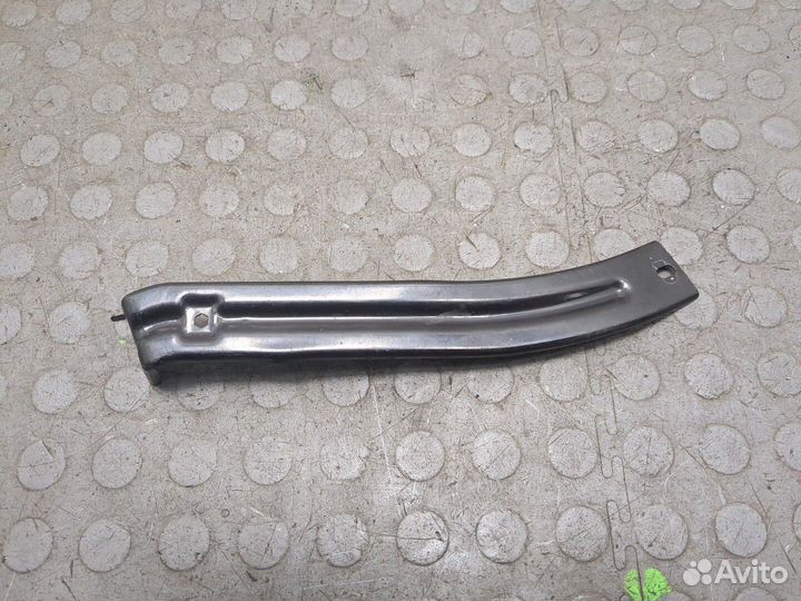 Кронштейн Cadillac XT5