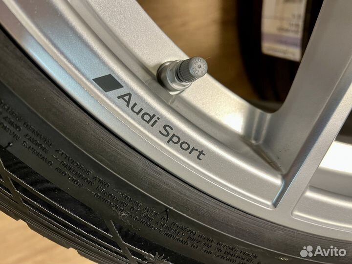 Колеса Audi Q8 SQ8 R22 оригинал зима AudiSport
