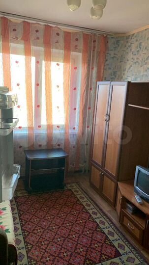 Комната 11 м² в 3-к., 6/10 эт.