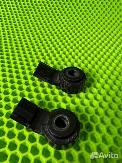 Датчик детонации Toyota Celsior UCF31 3UZ 2004