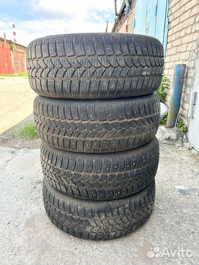 Tigar Sigura Stud 205/55 R16 94T