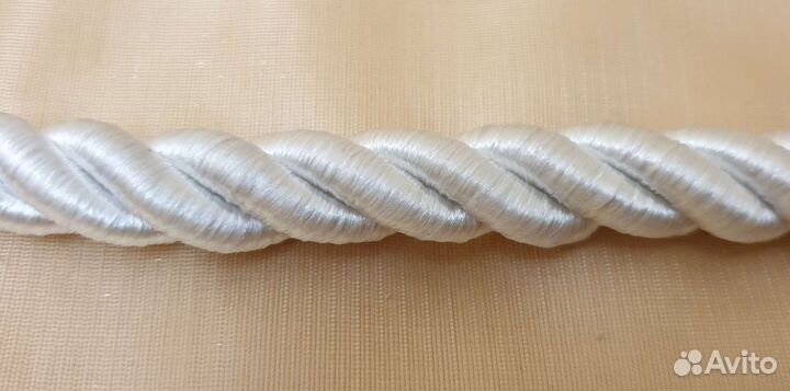 Декоративный шнур (канат) для потолка, штор и т.д