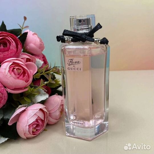 Парфюм Flora Gorgeous Gardenia
