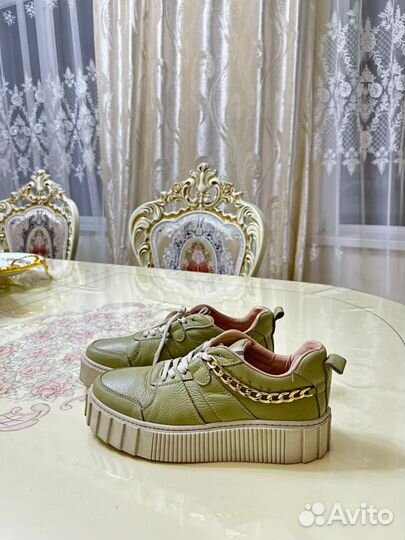 Обувь женская