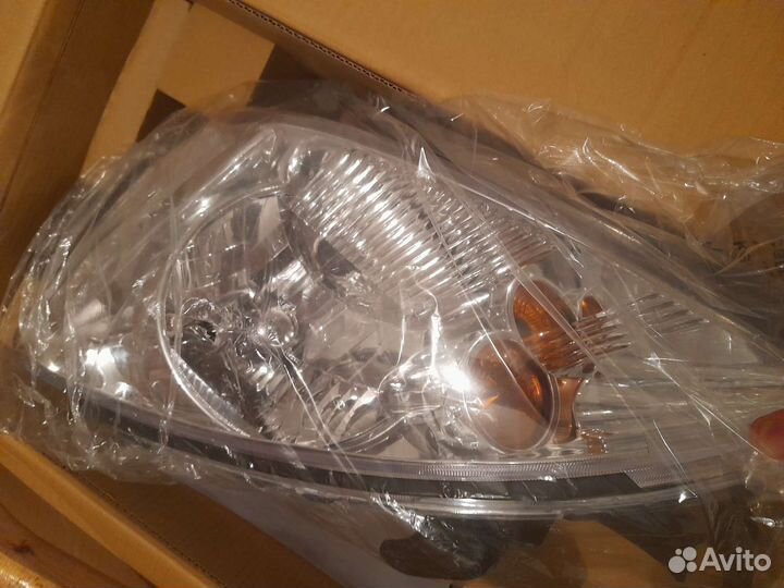 Фары mitsubishi lancer 9