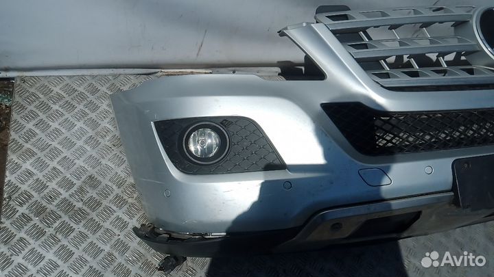 Бампер передний mercedes benz M-class W164 рест: 2