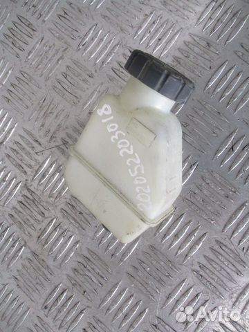 Бачок цилиндра сцепления Mercedes-Benz A9702900015