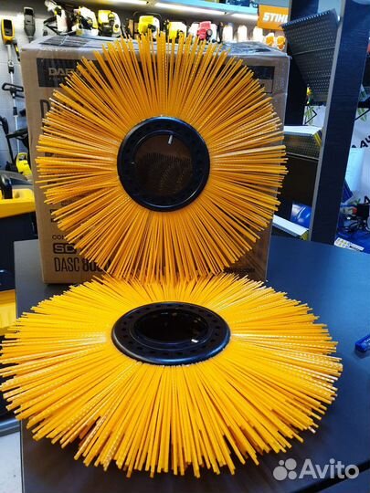 Комплект щеток для подметальной машины dask100