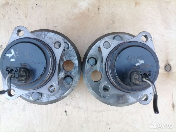 Задняя правая ступица Toyota Camry 50