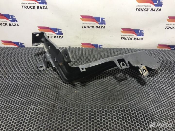 Кронштейн фары левой Volvo FH