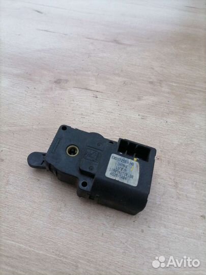 Сервопривод печки Chevrolet Aveo T250