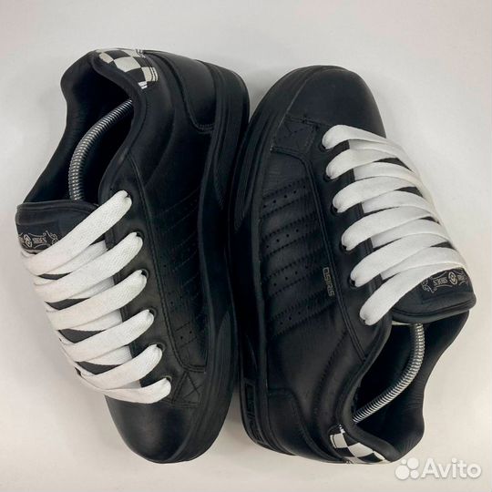 Osiris globe dvs es dc vans etnies adio circa