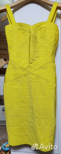 Бандажное платье