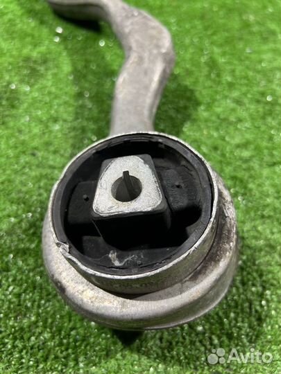 Рычаг передний правый Bmw 1 E87 N52B30AF 2009