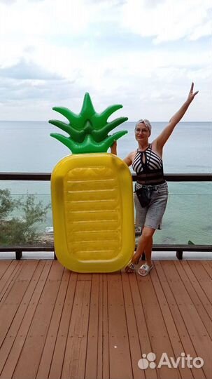 Надувной матрас для плавания новый