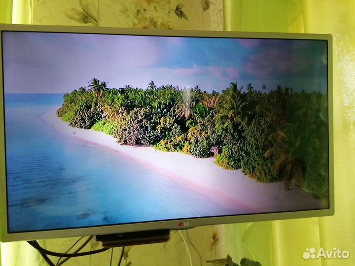 Телевизор смарт-LG