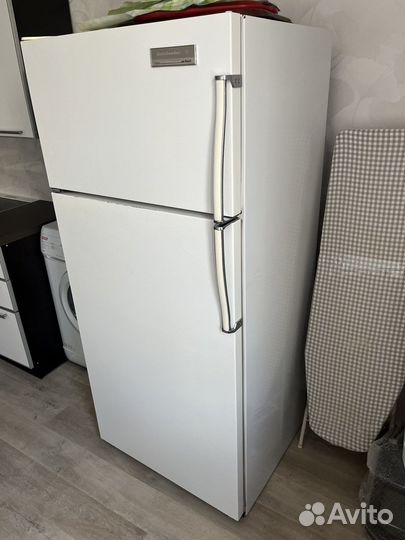 Холодильник Kelvinator