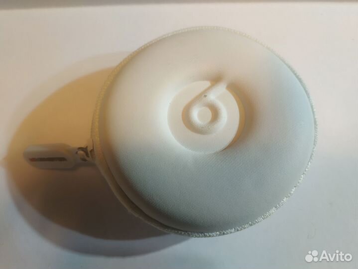 Чехол на молнии для наушников Beats