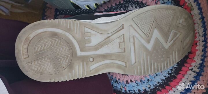 Кроссовки мужские 46 размер бу
