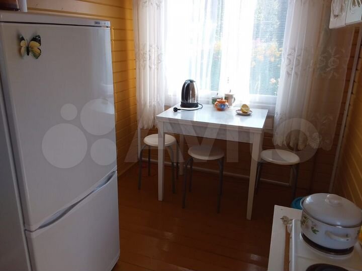 Дом 30,2 м² на участке 10 сот.