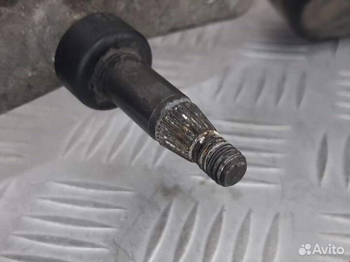 Механизм стеклоочистителя (трапеция дворников)