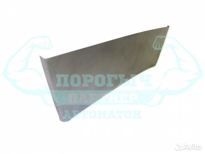 Пенка Toyota Avensis Verso I задняя правая