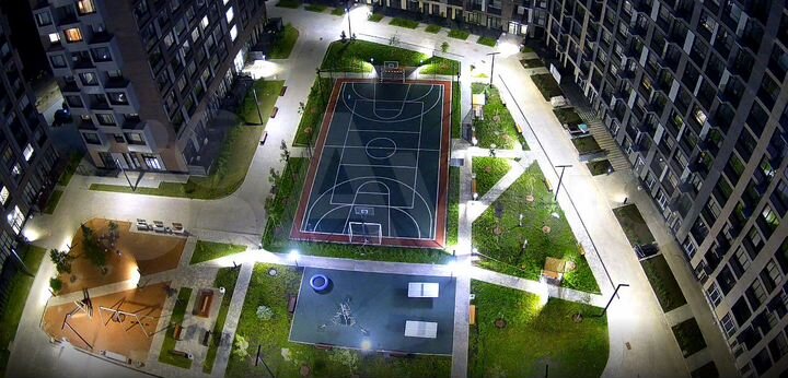 2-к. квартира, 74,9 м², 1/12 эт.