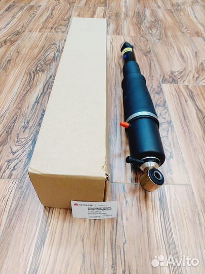 Задний правый амортизатор cadillac Escalade GMT K2