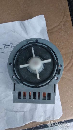 Насос сливной от стиральной машины. Помпа