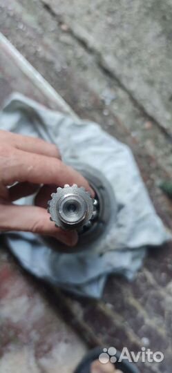 Вал нижнего редуктора Volvo penta