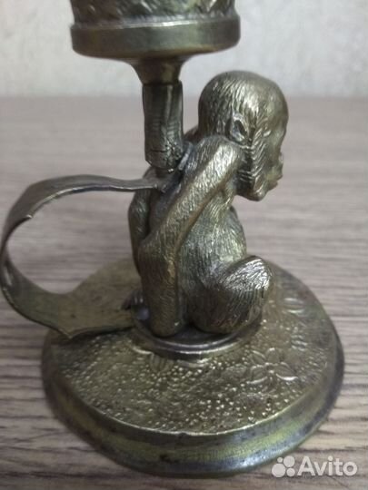 Старинный бронзовый подсвечник